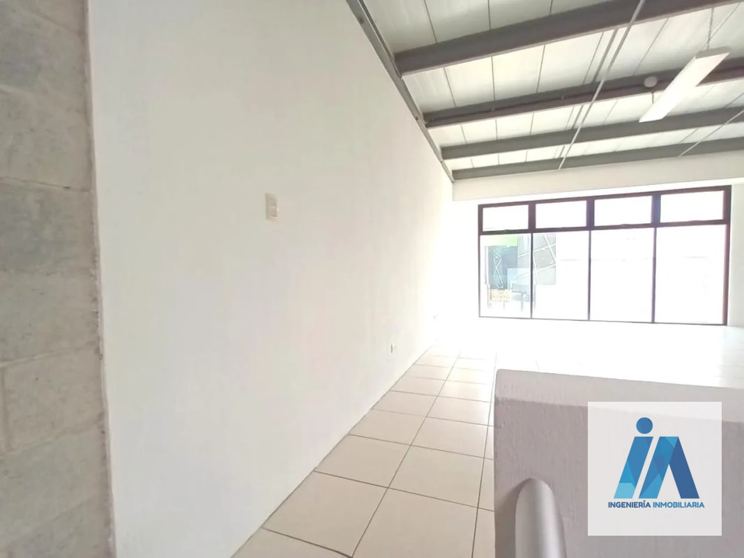 OFIBODEGA EN ALQUILER📍Centro Sur Ofibodegas, zona 4 Villa Nueva Ofibodega ideal para importadoras, ventas al detalle o centros administrativos - 7