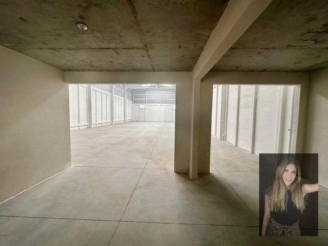 Bodega en renta Industrial Campestre Comercial ideal para showroom, sala de venta!! Da hacia la carretera! - 11