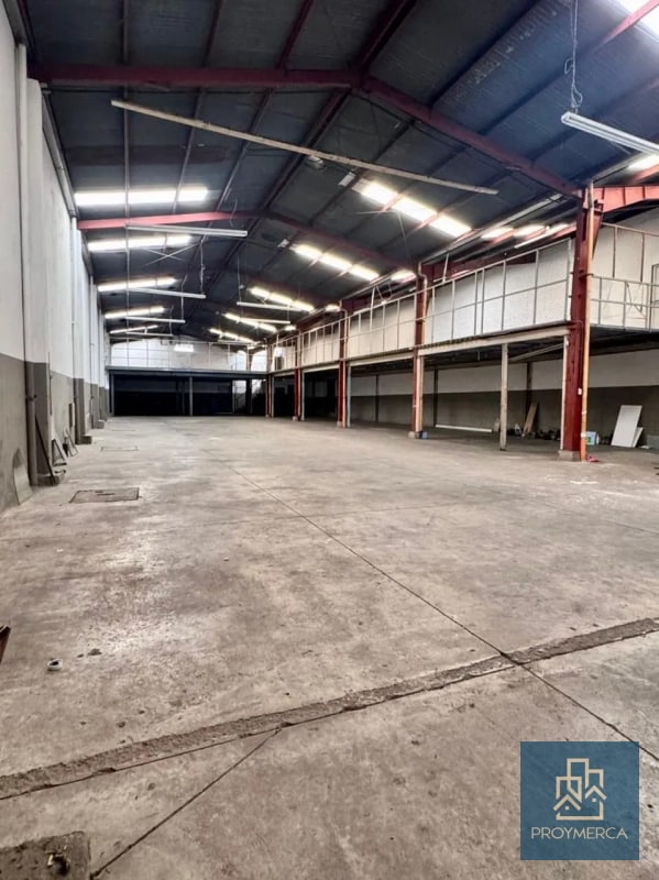 Bodega en alquiler, Calzada Roosvelt - 1
