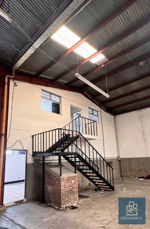 Bodega en alquiler, Calzada Roosvelt - 8
