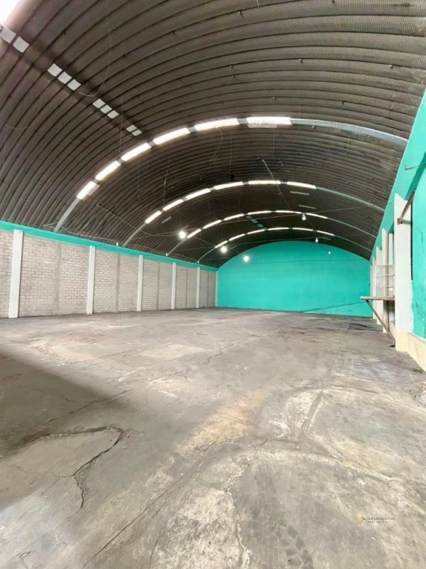 RENTA DE BODEGA – La Escuadrilla, Z. 2 de Mixco, Calz. Roosevelt - 2