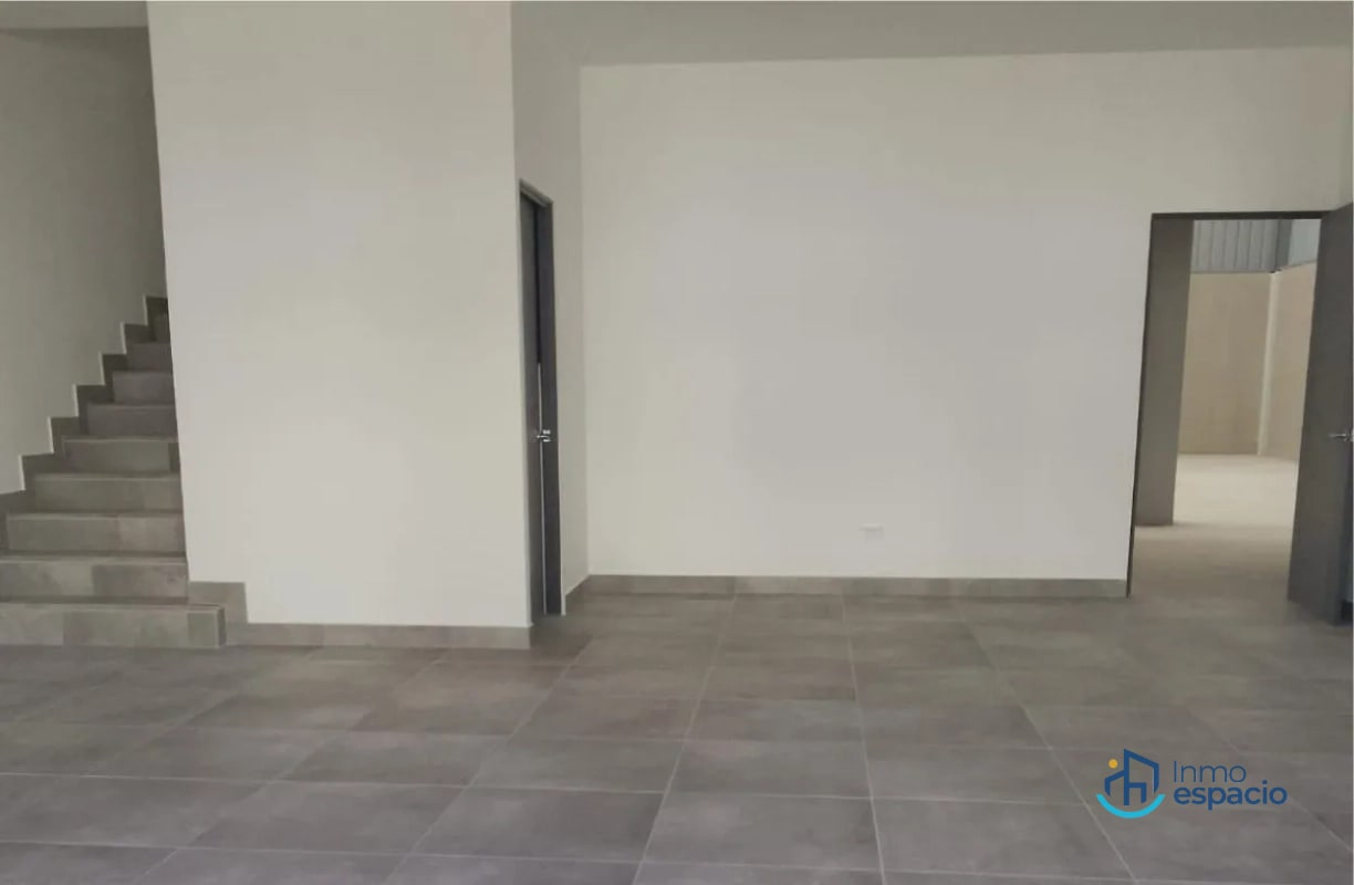 Ofibodega en renta, finalizada Calzada Roosvelt - 14
