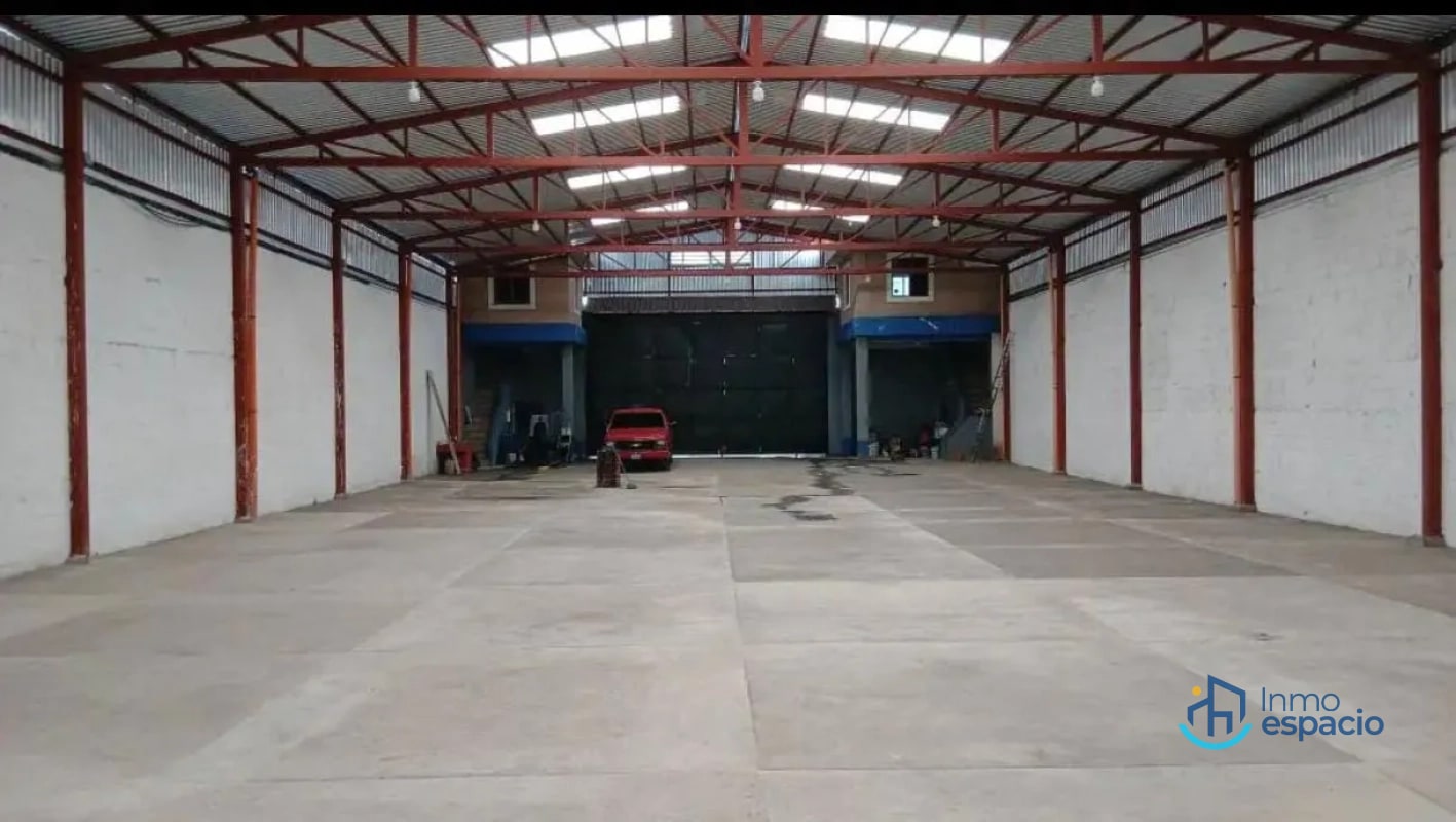 Bodega en renta- San Cristobal — Bodega / Ofibodega en Alquiler en Pinares de San Cristobal, Zona 8 Mixco, Guatemala, Ciudad — foto 8 de 17