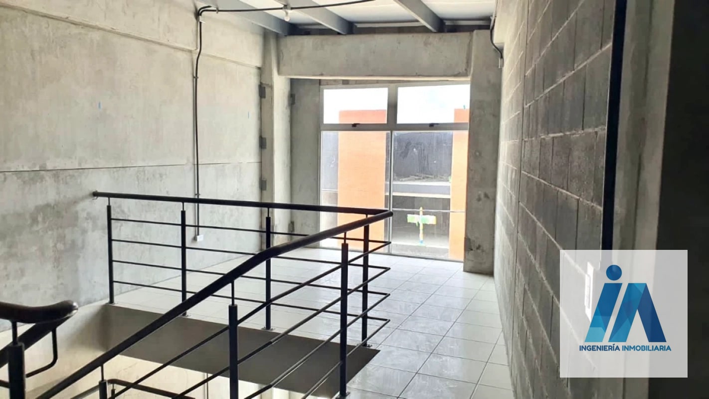 OFIBODEGA EN RENTA – CONDOMINIO DE BODEGAS - 11