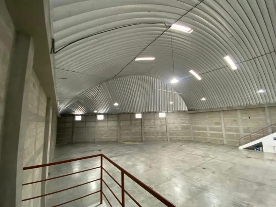 BODEGAS EN VENTA ESCUINTLA  798M2 — Bodega / Ofibodega en Venta en Palín, Escuintla — foto 2 de 11