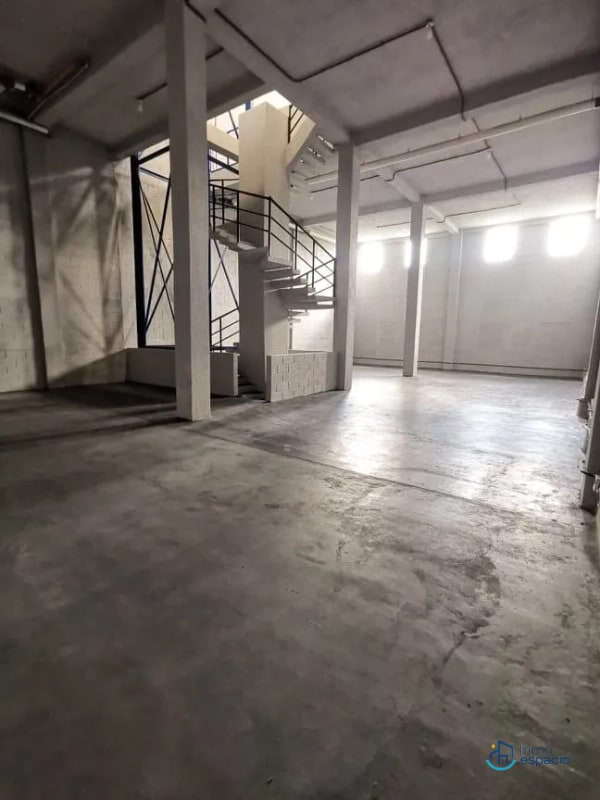 OFIBODEGA EN VENTA – Carretera Interamericana, zona 1 de Mixco, - 14