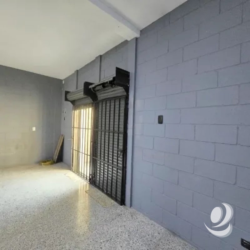Edificio y Bodega en Renta Zona 12 sobre Aguilar Batres - 7
