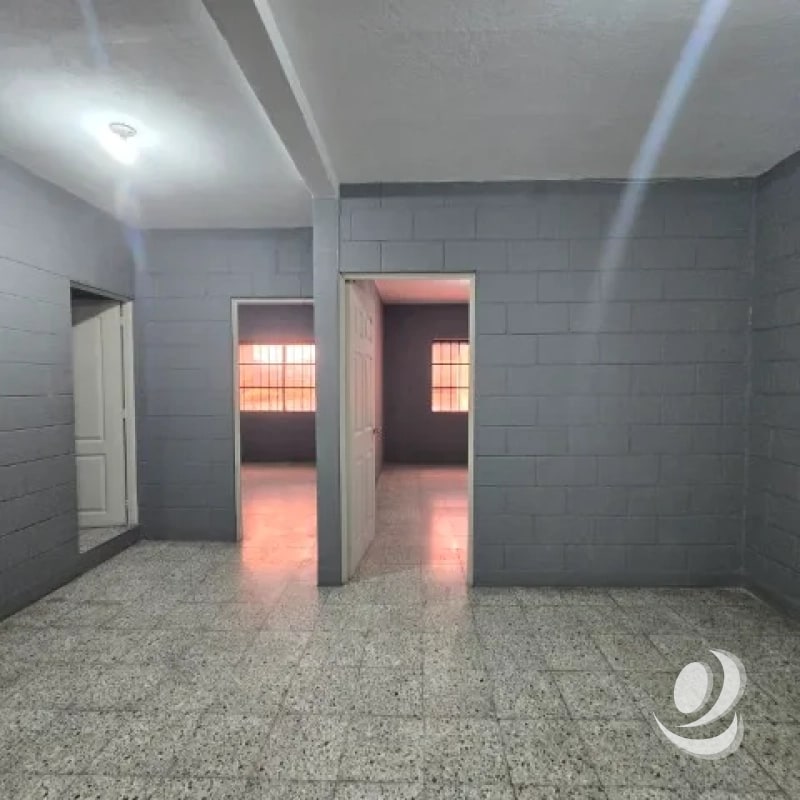 Edificio y Bodega en Renta Zona 12 sobre Aguilar Batres - 3