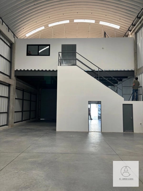 Bodegas en alquiler, K13, CES - 8