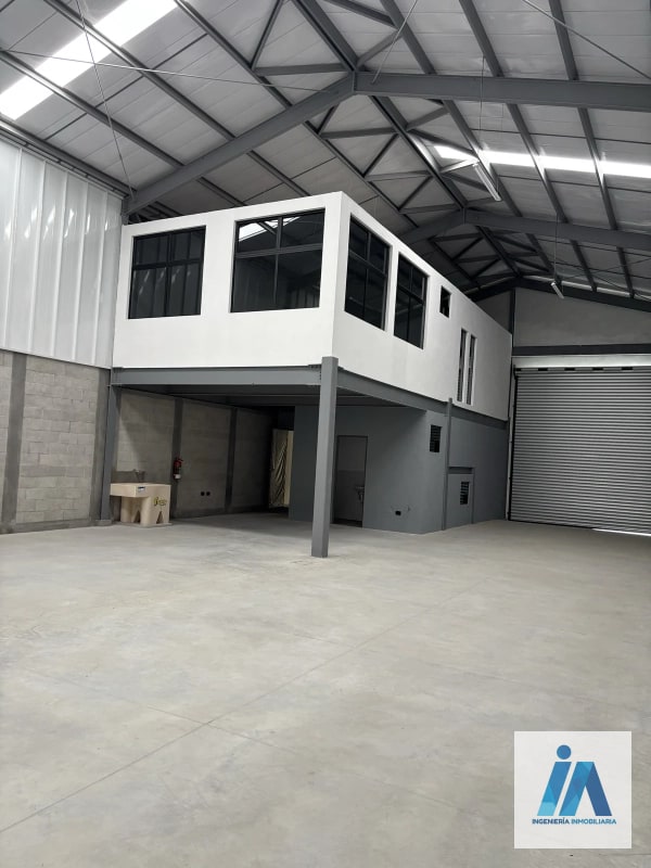 OFIBODEGA EN ALQUILER - Empresarial Villa Canales, Zona 3 Villa Canales - 10