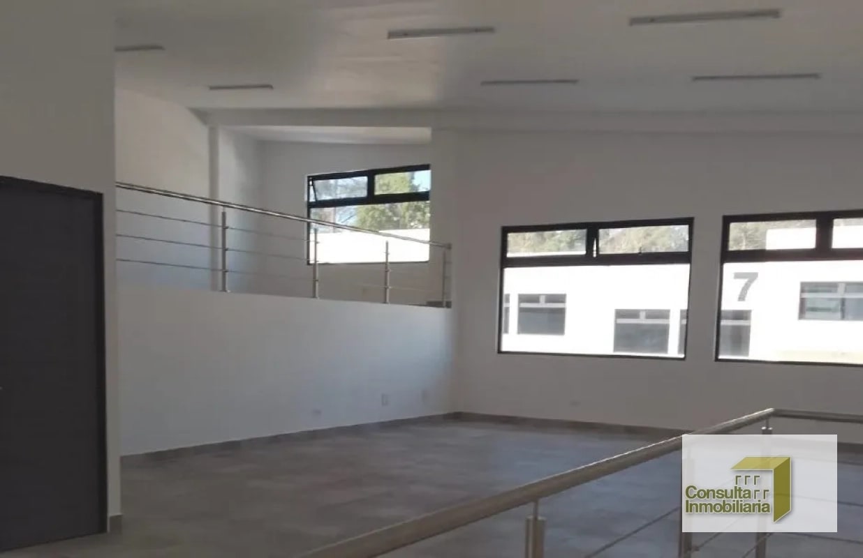 Ofibodega/ Complejo nuevo el Encinal/ 439.30 M2 - 5