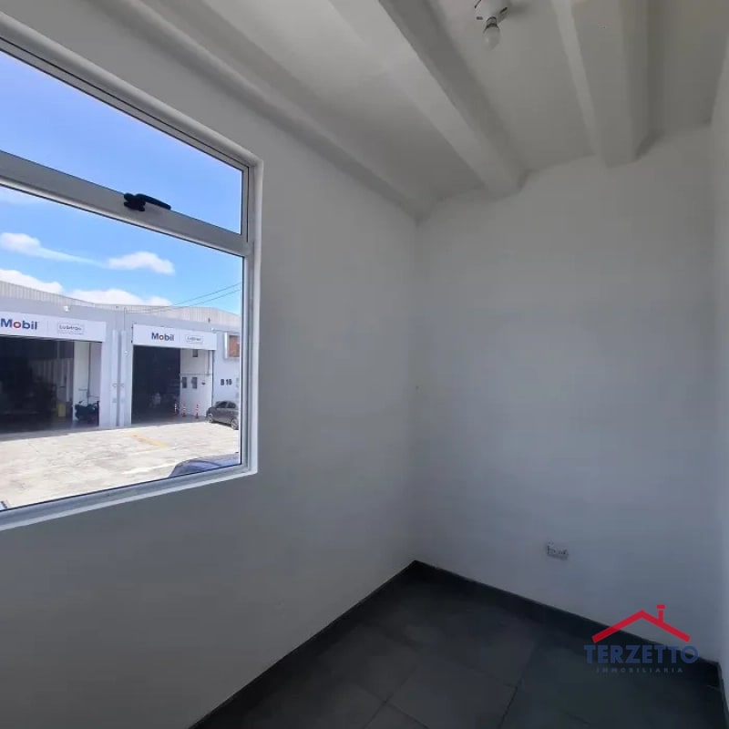 Ofibodega en renta en las Tunas zona 4 Mixco - 7