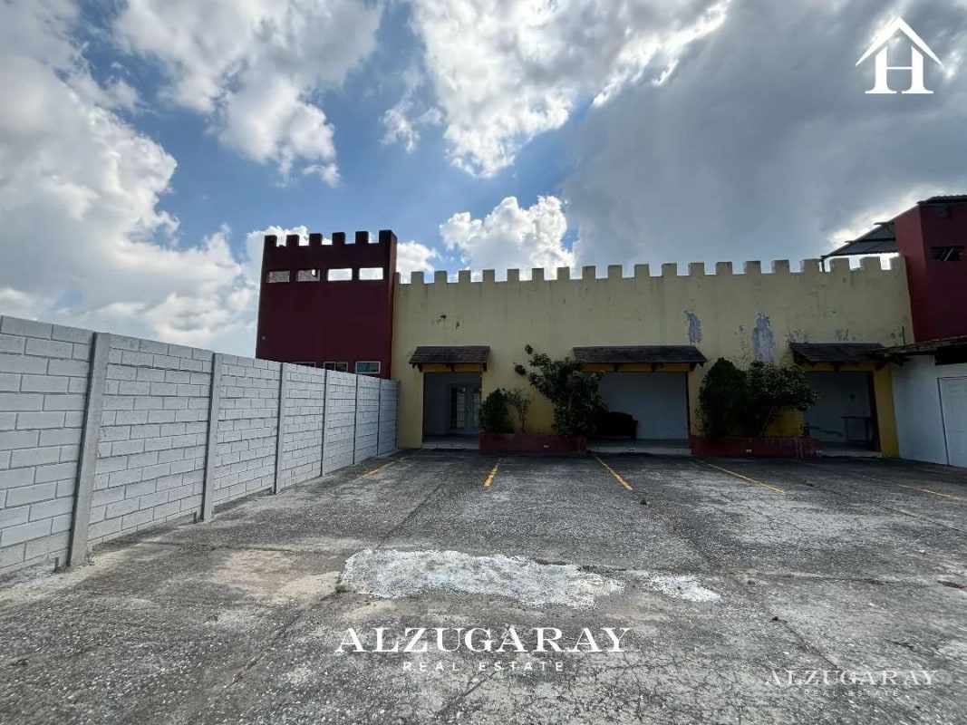 BODEGA GRANDE C/ FÁCIL ACCESO 787 MT2 / CARR. A EL SALVADOR - 9