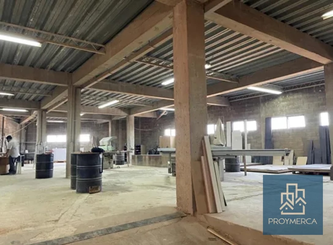 Ofi-bodega en alquiler, San Cristóbal, zona 8 de Mixco, sobre el Boulevard Principal - 12