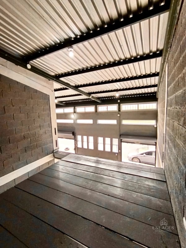 Zona 12 • Bodega en Renta • Colonia La Reformita • 100 M² - 13