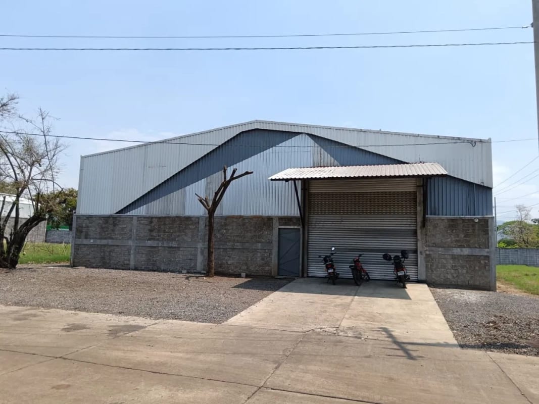 Bodega en Km 67 Carretera CA-2, Escuintla — Bodega / Ofibodega en Alquiler en Escuintla, Escuintla — foto 2 de 2