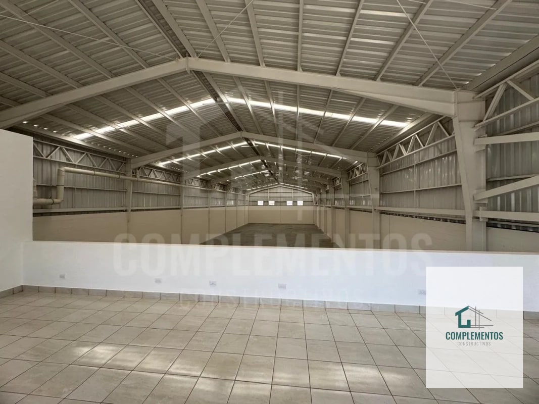 Bodega en venta CAES - 3