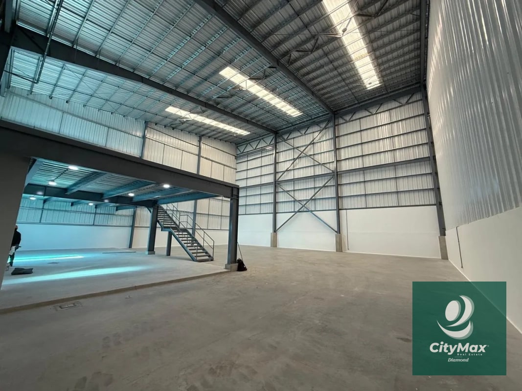 Bodega Industrial en Renta sobre CA-9 Amatitlán - 8