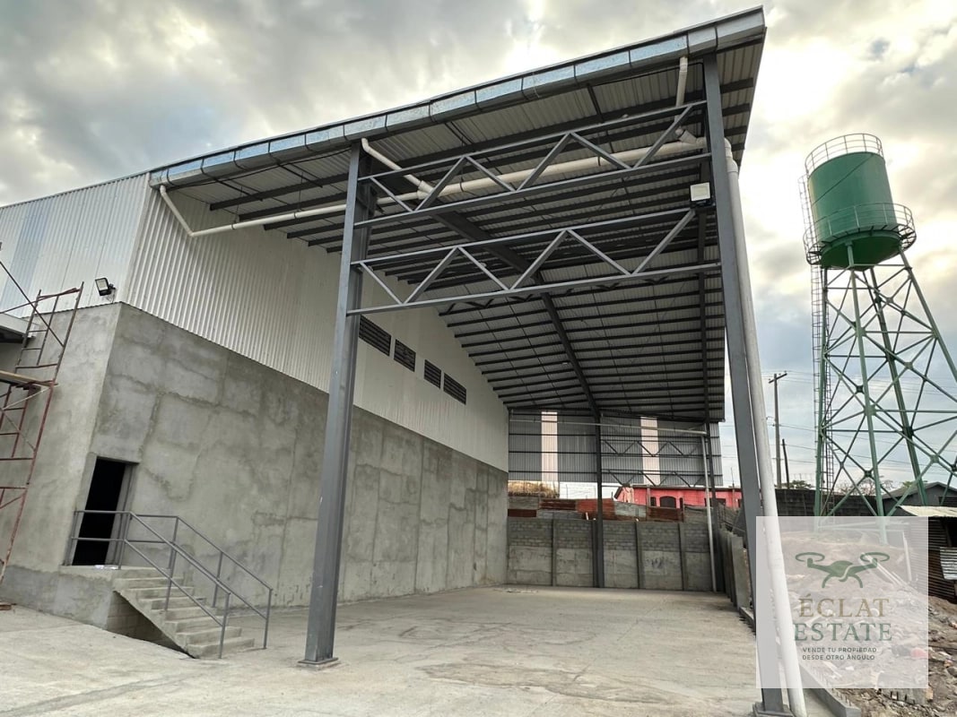 Bodega Industrial en Renta – 2,680 m² | Km 62 Autopista Palín–Escuintla | Complejo Logístico - 2