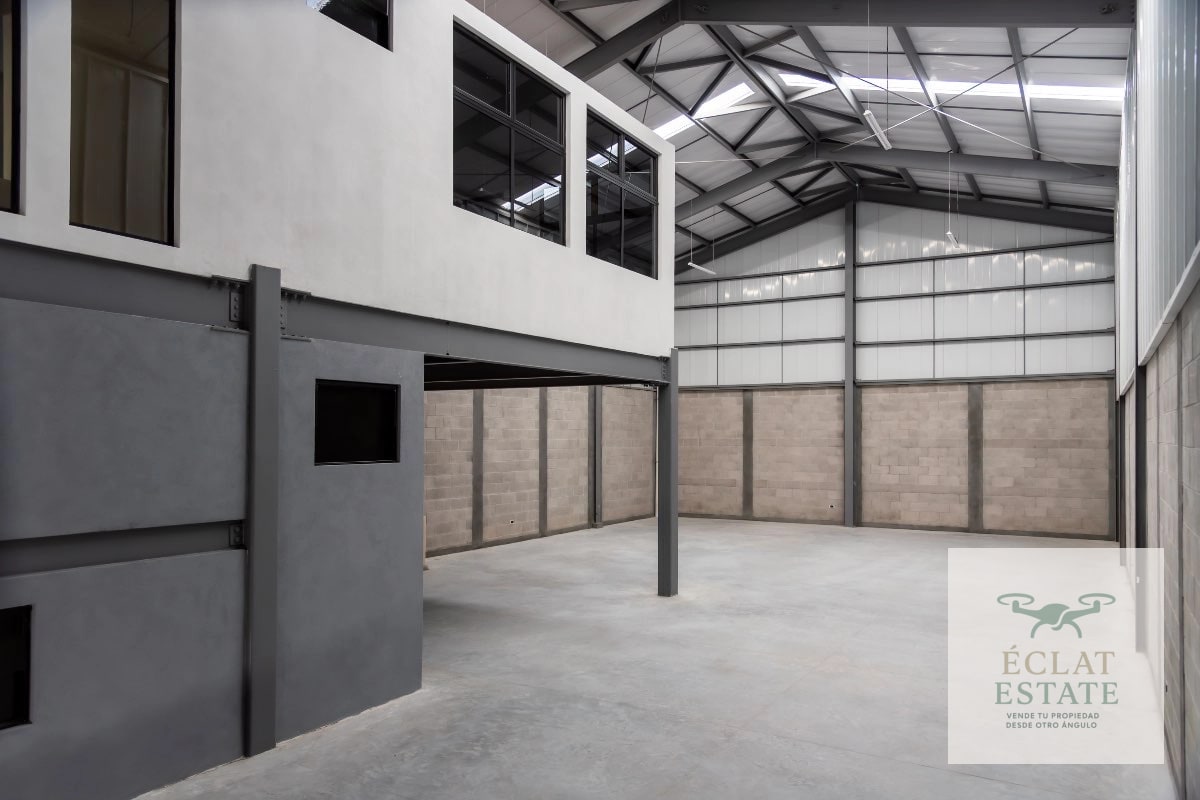 Ofibodegas en Renta en Villa Canales | Desde $1,900 | Complejo Empresarial - 2