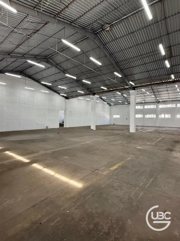 Bodega en renta Zona 8 Calzada Atanasio - 4